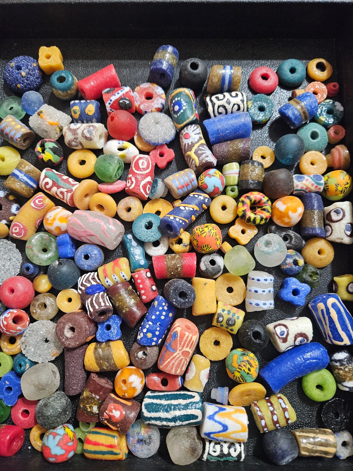 Krobo Recycled Glass Beads – 1 Cup (~160 pcs) | African Cultural Artisan Bead Mix #22