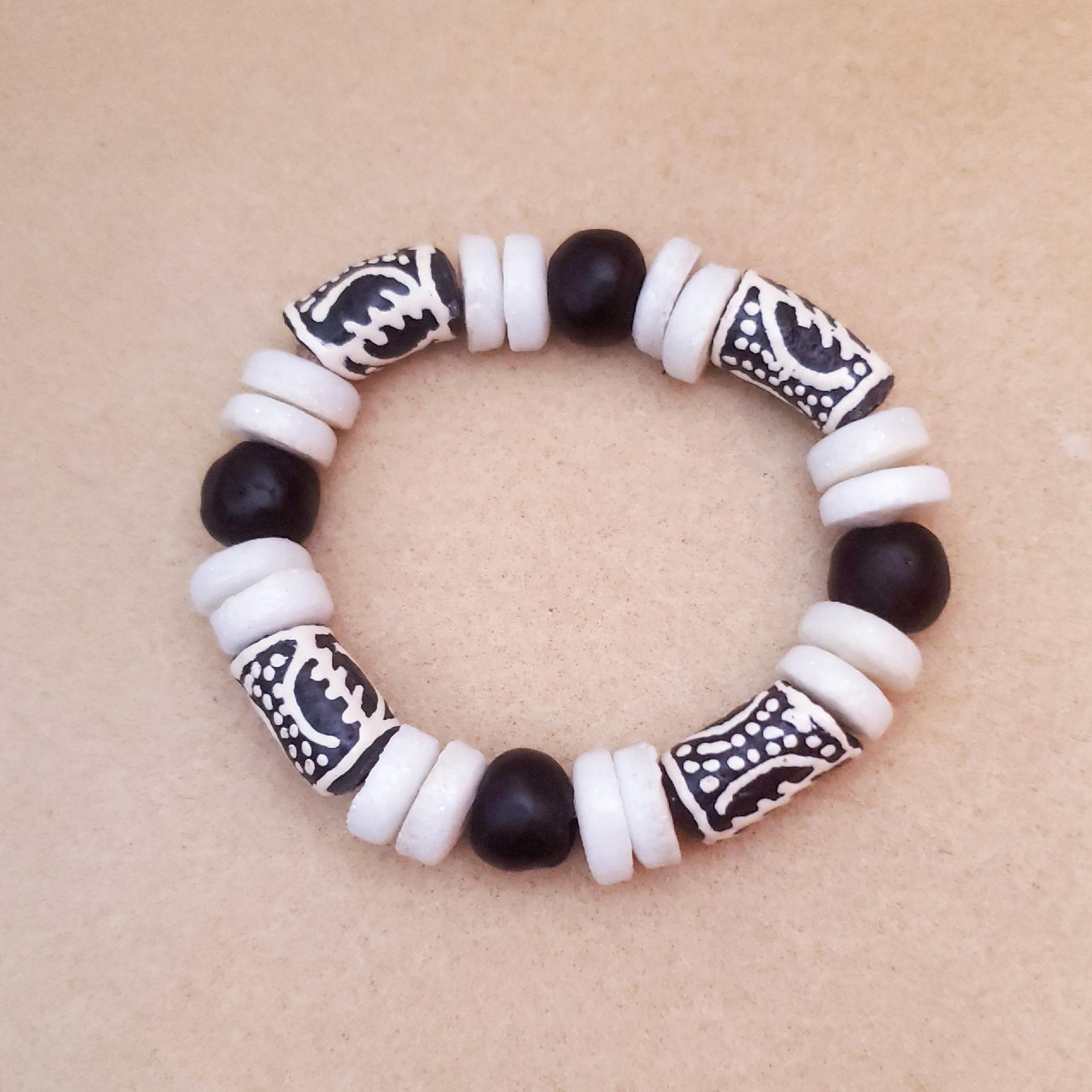 Black Gye Name Symbol Beaded Bracelet - Aadampo