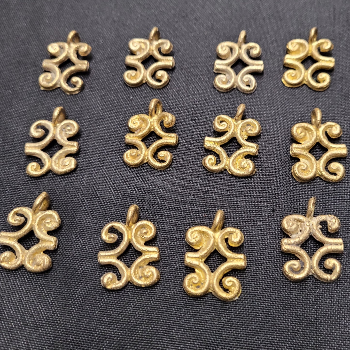 African brass pendant, 3 pieces humility and strength symbol brass charms - Aadampo