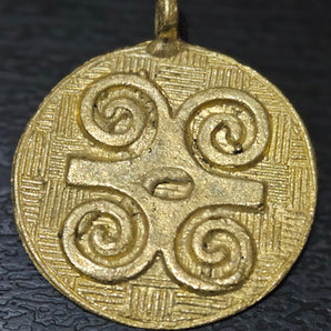 African Brass Pendant Crafted in Adinkra Symbol Humility and Strength. - Aadampo