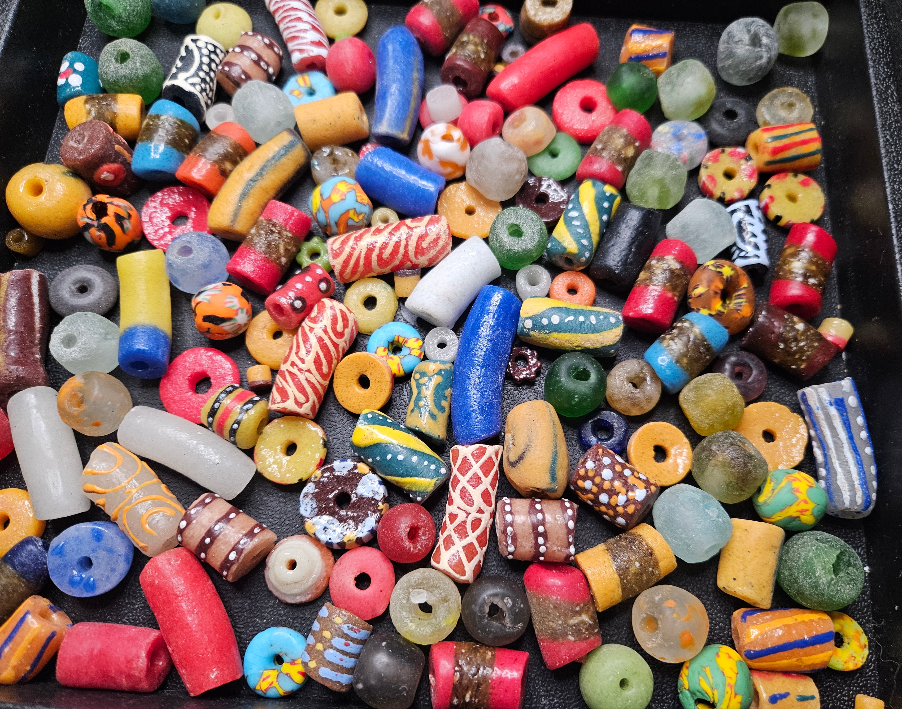 African Krobo Recycled Glass Beads – 1 Cup Assortment (160+ Handmade Ghanaian Beads for Jewelry & Crafts, 1lb
