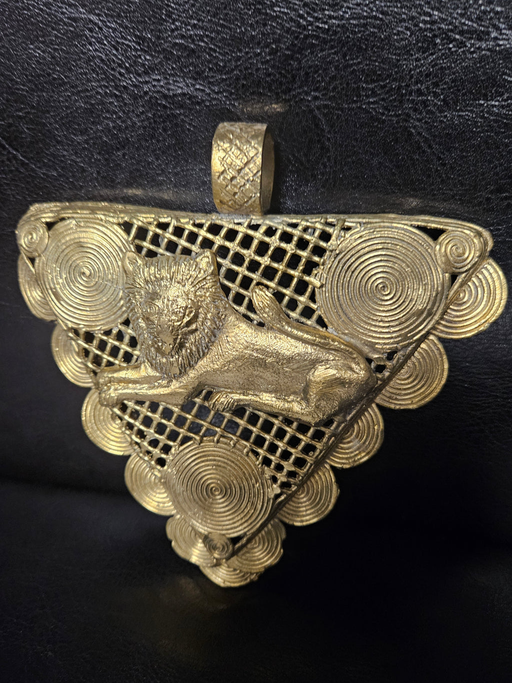 Oversized Adinkrahene Lion Brass Pendant – Ghana