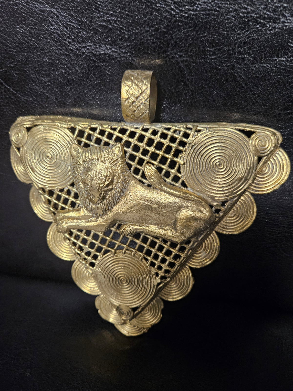 Oversized Adinkrahene Lion Brass Pendant – Ghana