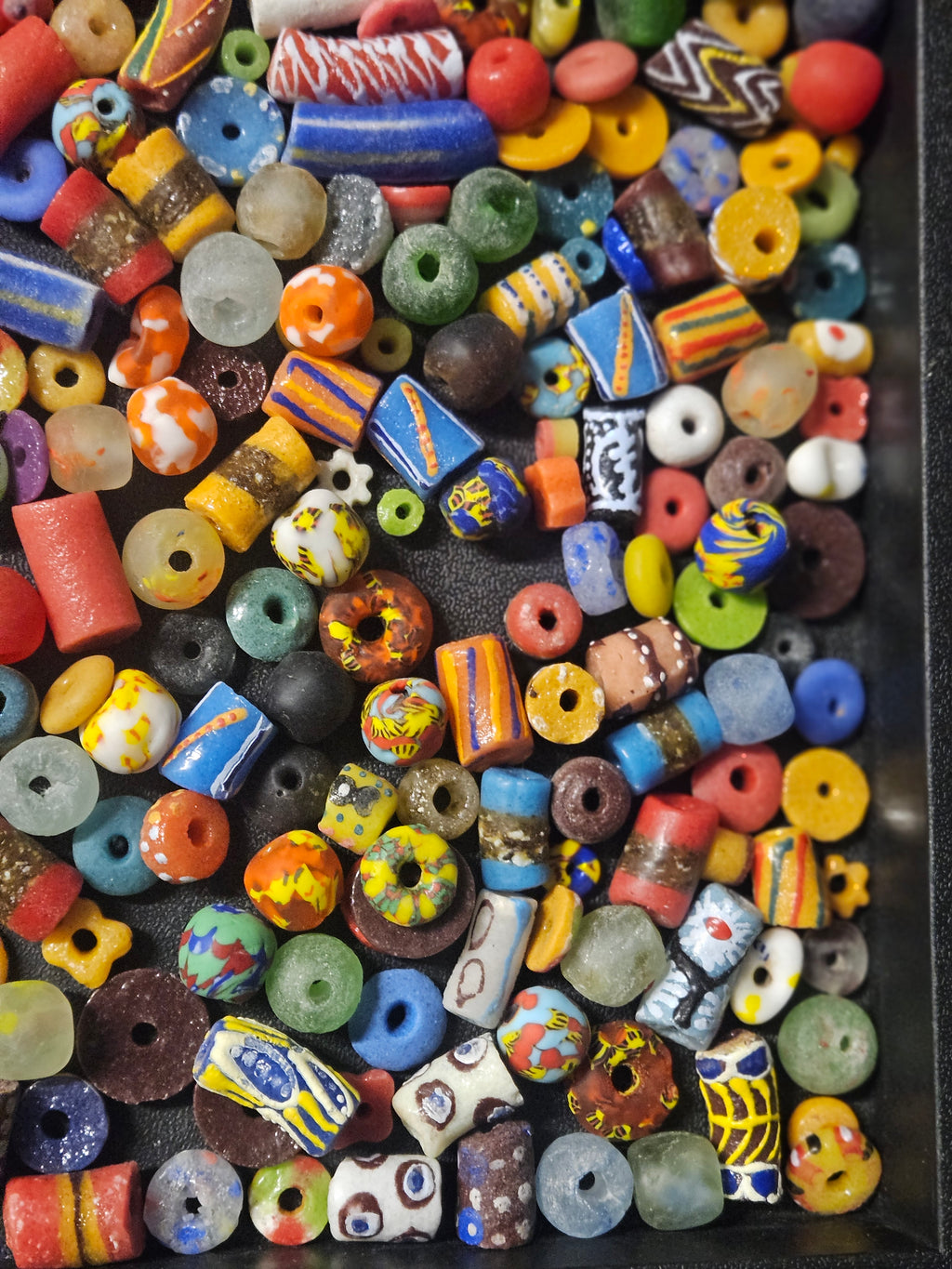 Ghana Glass Bead Treasure Mix – Assorted African Krobo Beads, 1 Cup