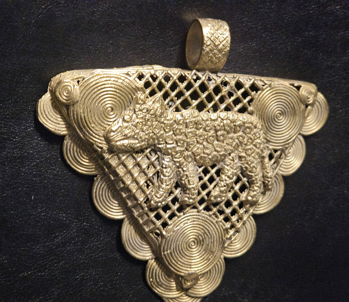 African Brass Tiger Pendant with Adinkrahene Symbol – Ghana