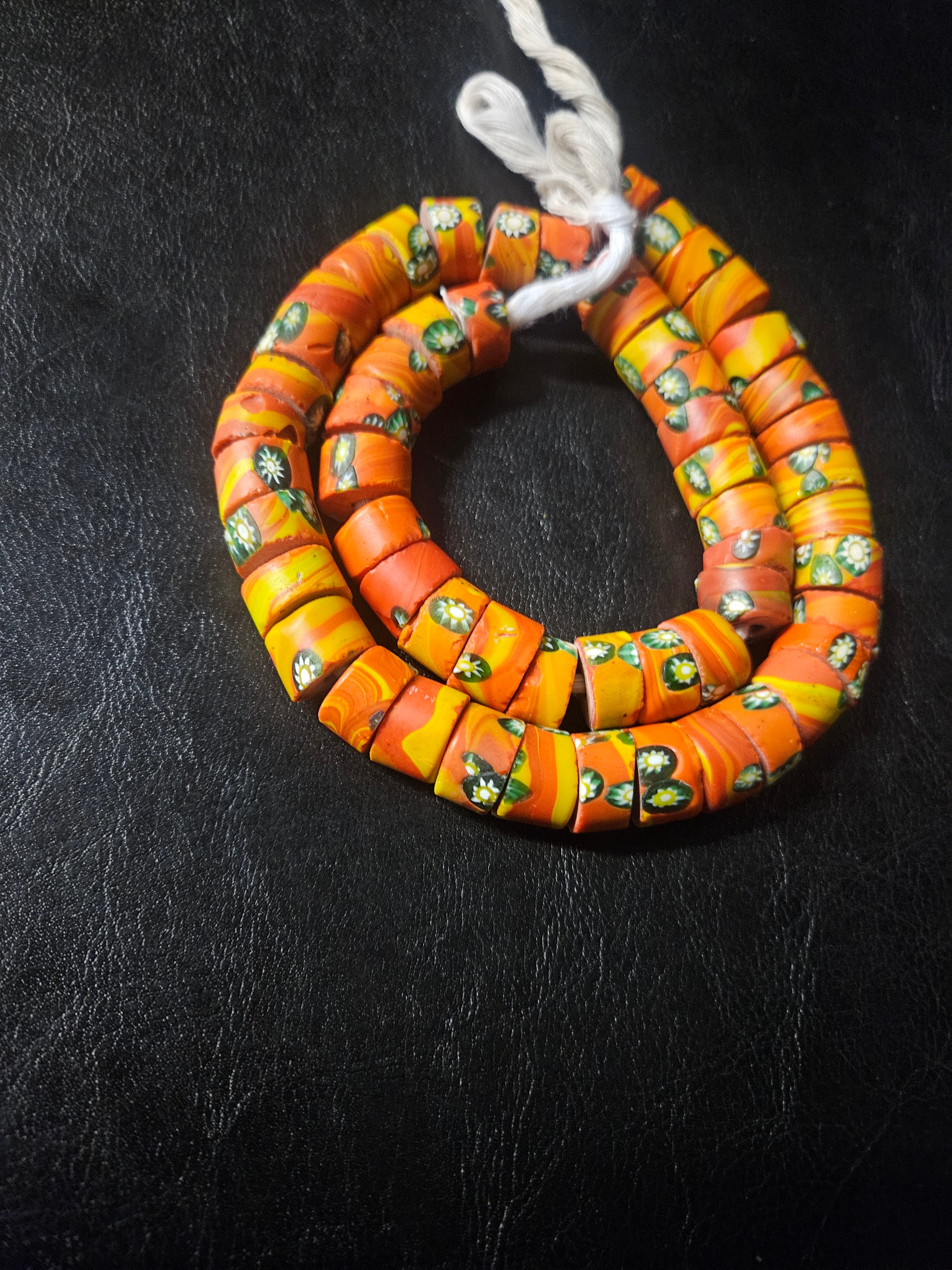 Orange Floral Trade Beads – Multicolor Pattern 8–12 × 14–15mm