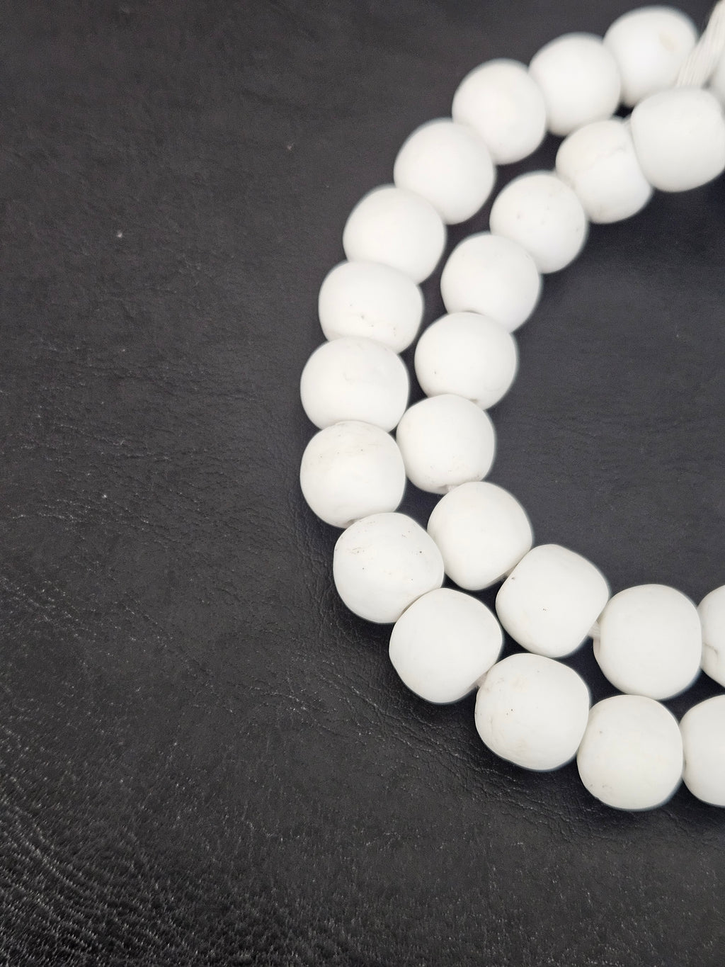 White Krobo Powdered Glass Round Beads | 13–14mm | Ghana | Approx. 40–41 Beads