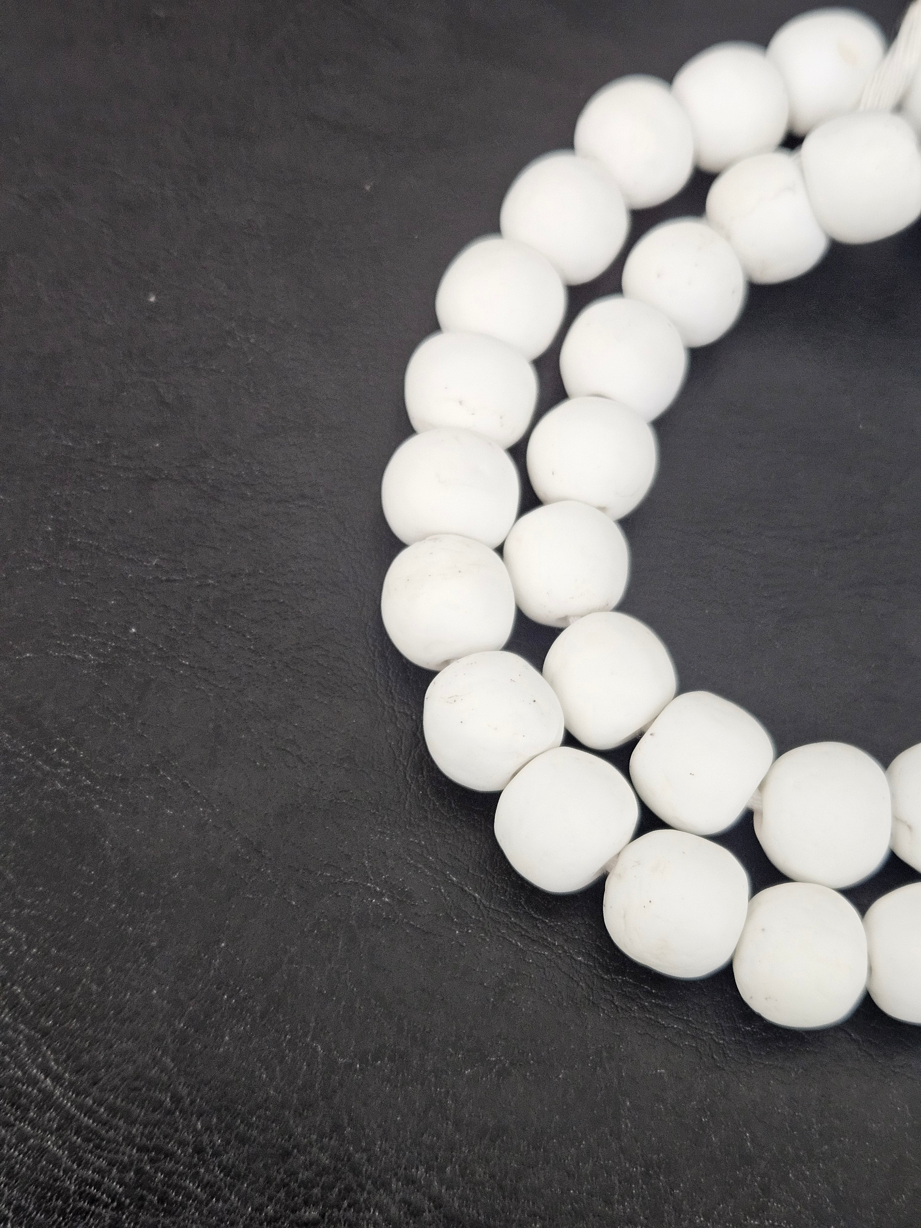 White Krobo Powdered Glass Round Beads | 13–14mm | Ghana | Approx. 40–41 Beads