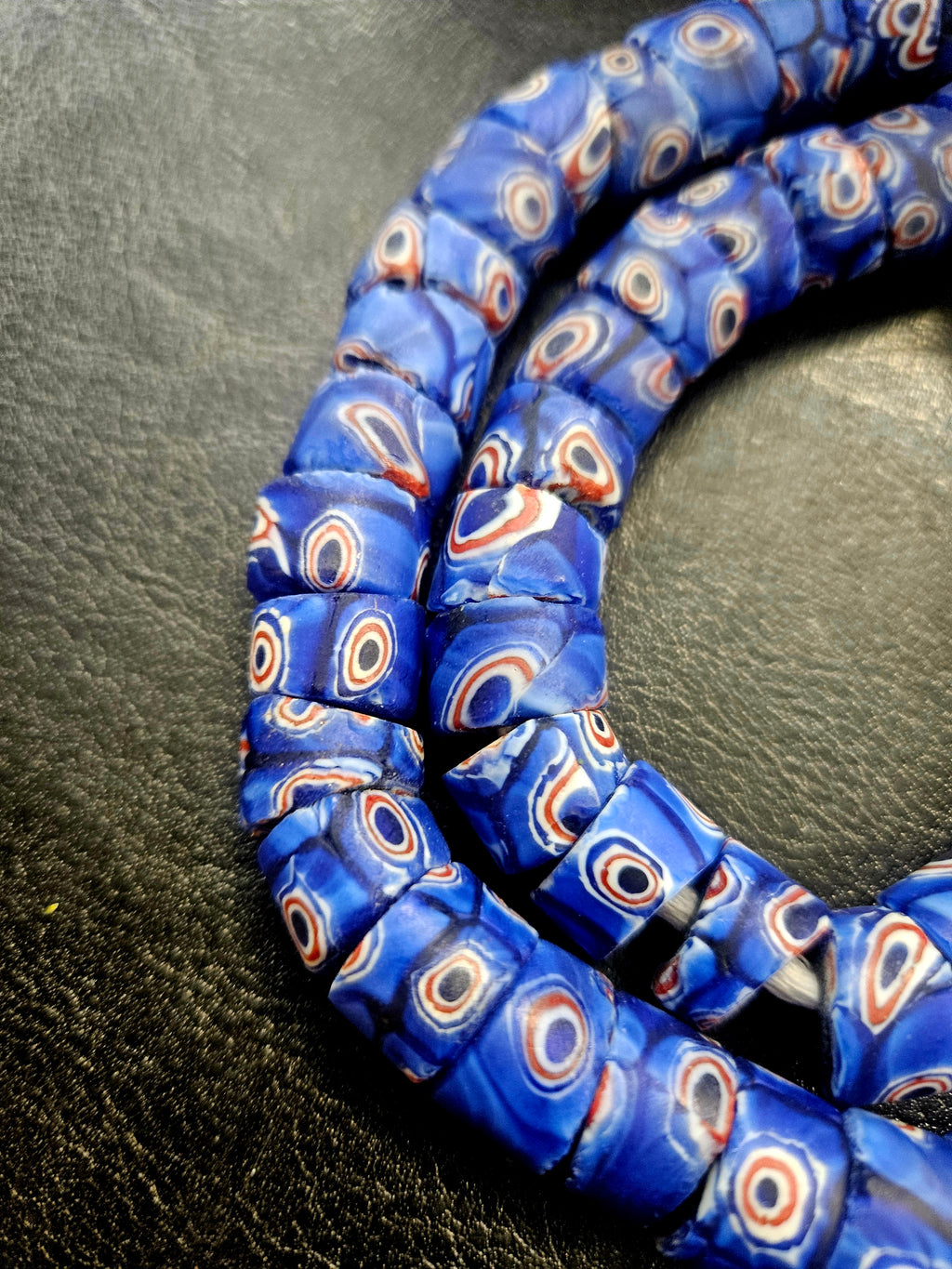 Blue Eye Trade Beads – Multicolor Pattern 8–10 × 14–15mm