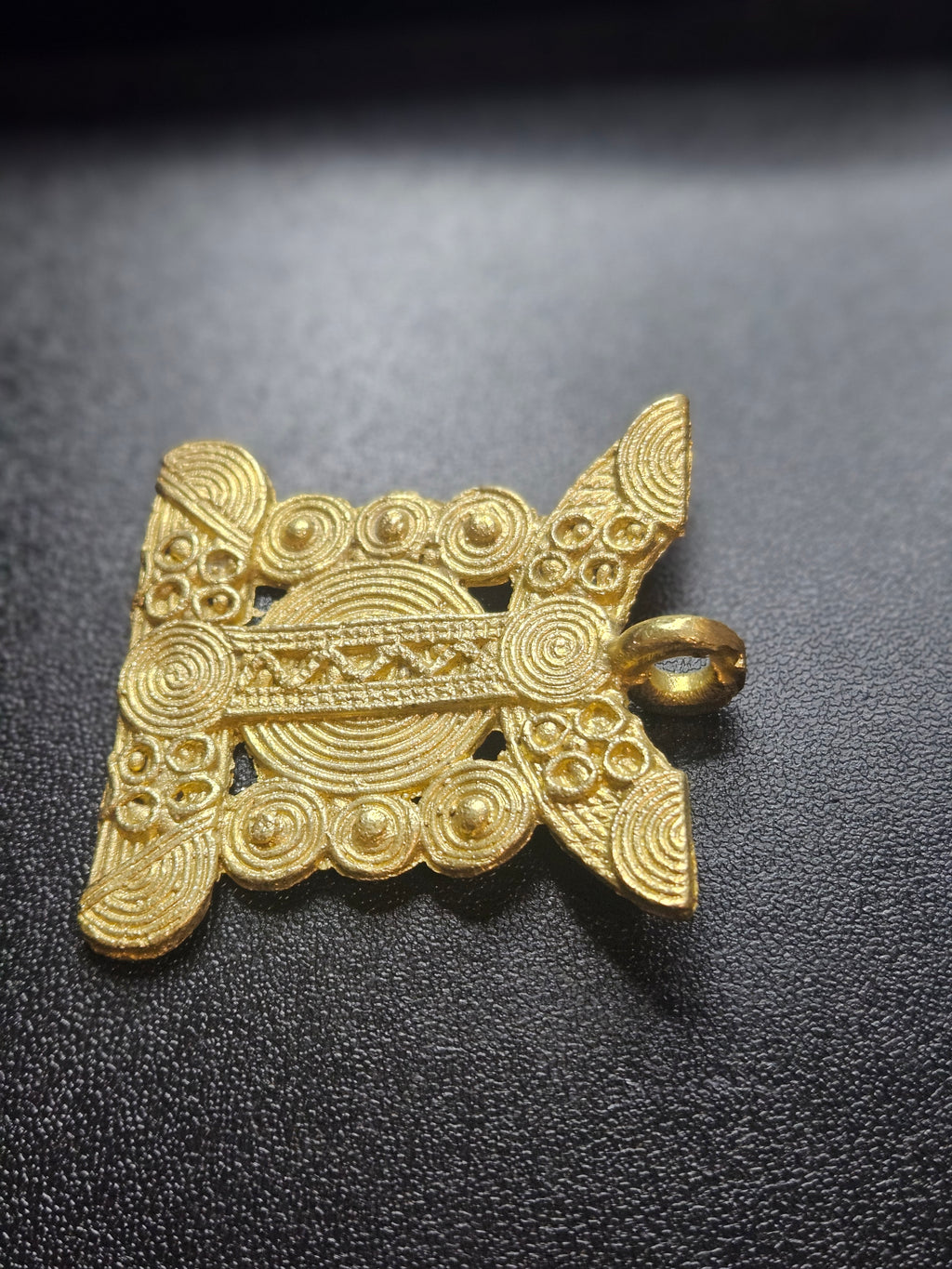 Ashanti Brass Royal Stool Pendant (Asesegua) – Handcrafted Ghanaian Heritage