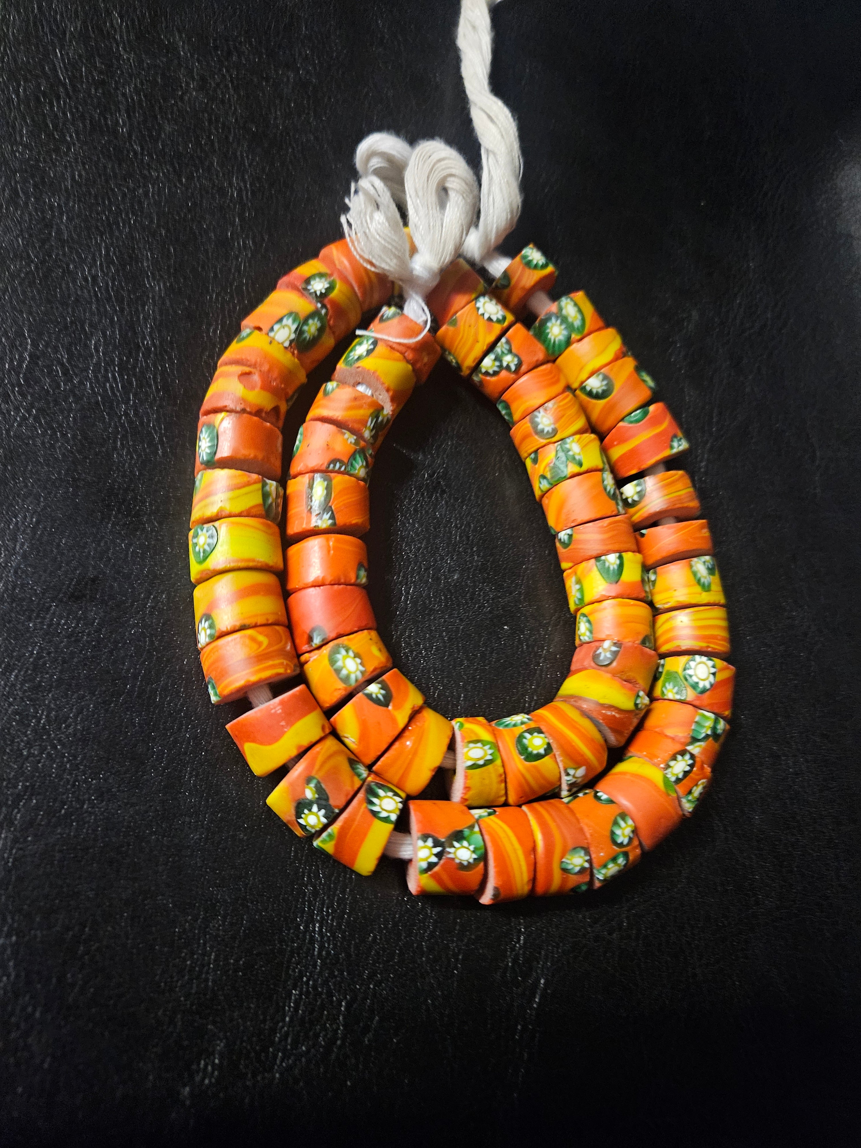 Orange Floral Trade Beads – Multicolor Pattern 8–12 × 14–15mm