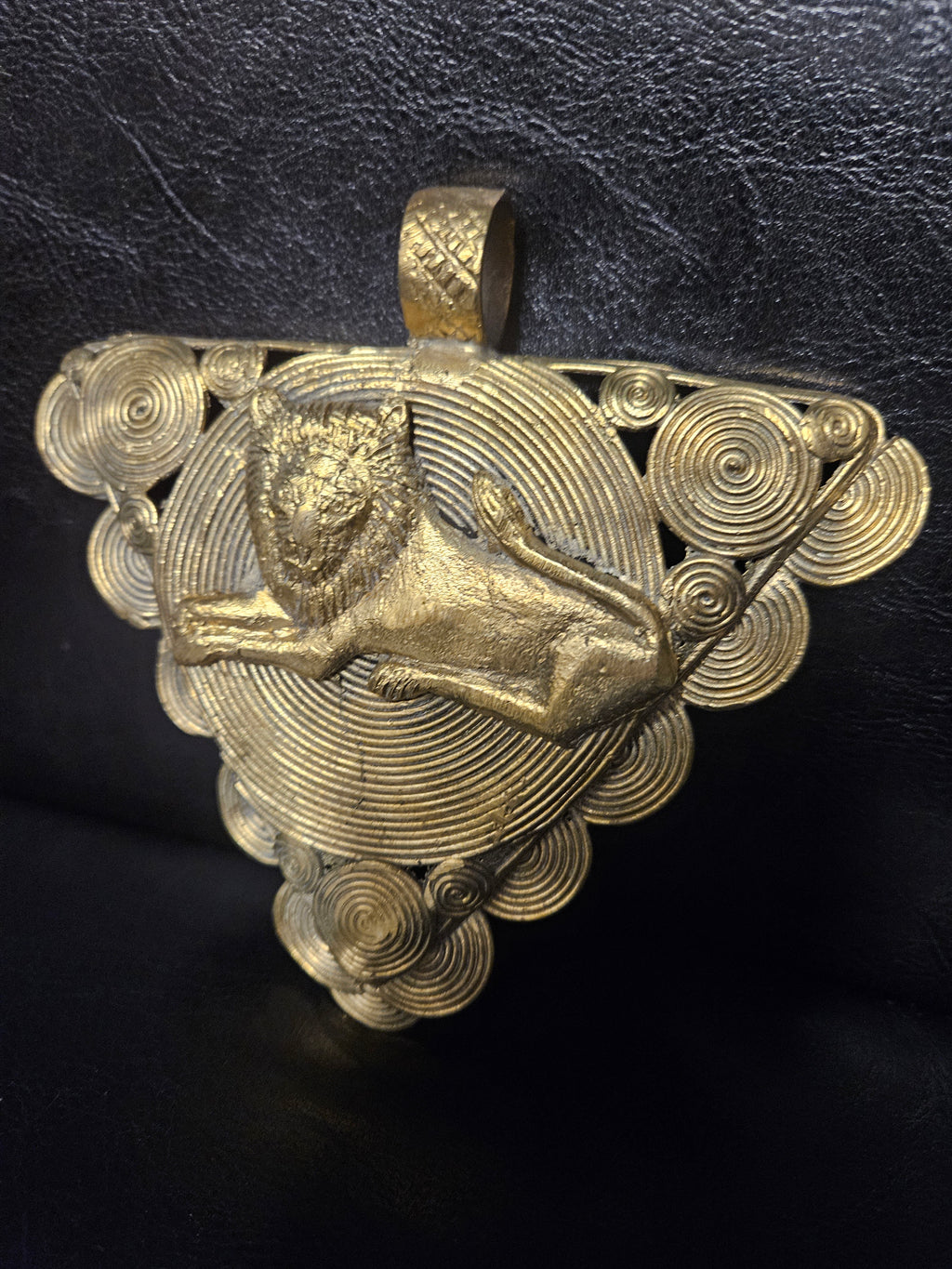 African Brass Lion Pendant with Adinkrahene Symbol – Ghana