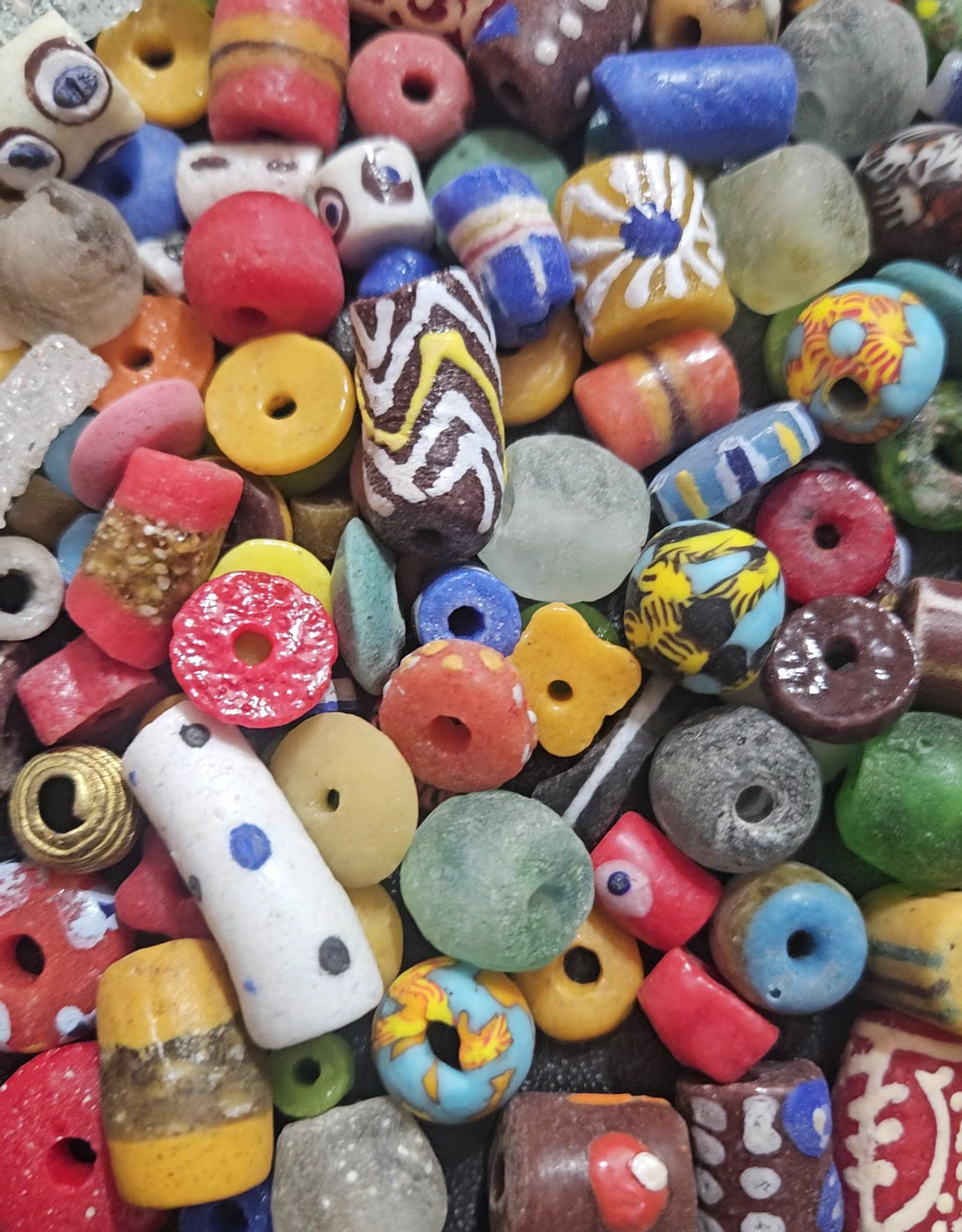 African Krobo Recycled Glass Beads – 1 Cup Assortment (160+ Handmade Ghanaian Beads for Jewelry & Crafts, 1lb