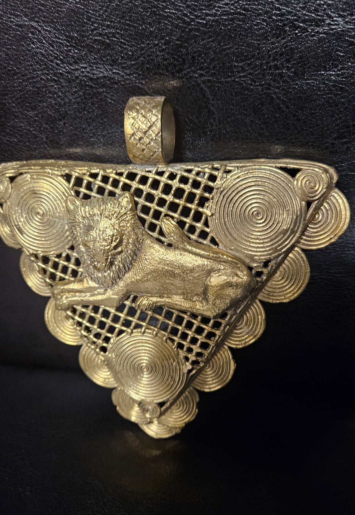 Oversized Adinkrahene Lion Brass Pendant – Ghana