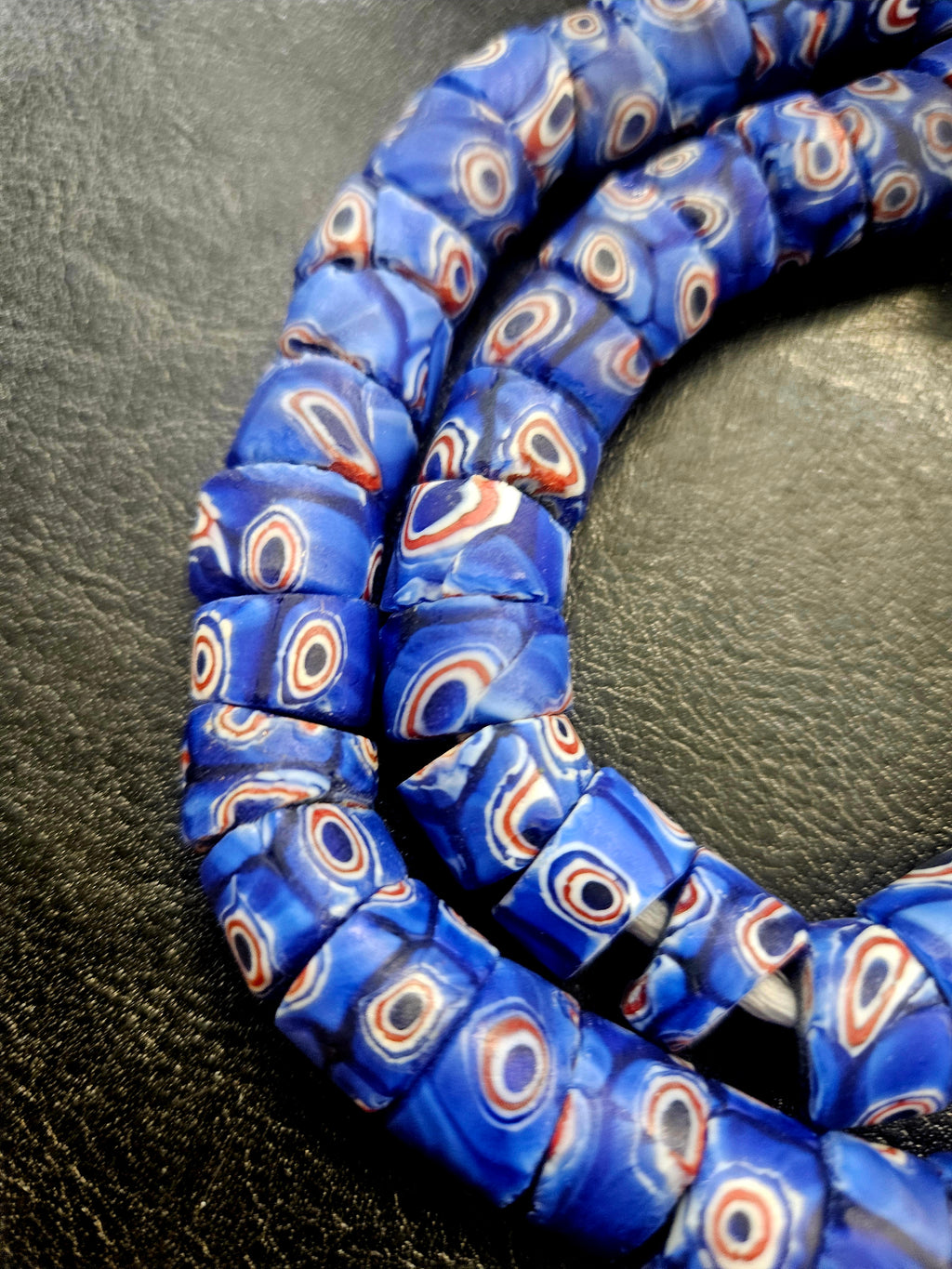 Blue Eye Trade Beads – Multicolor Pattern 8–10 × 14–15mm