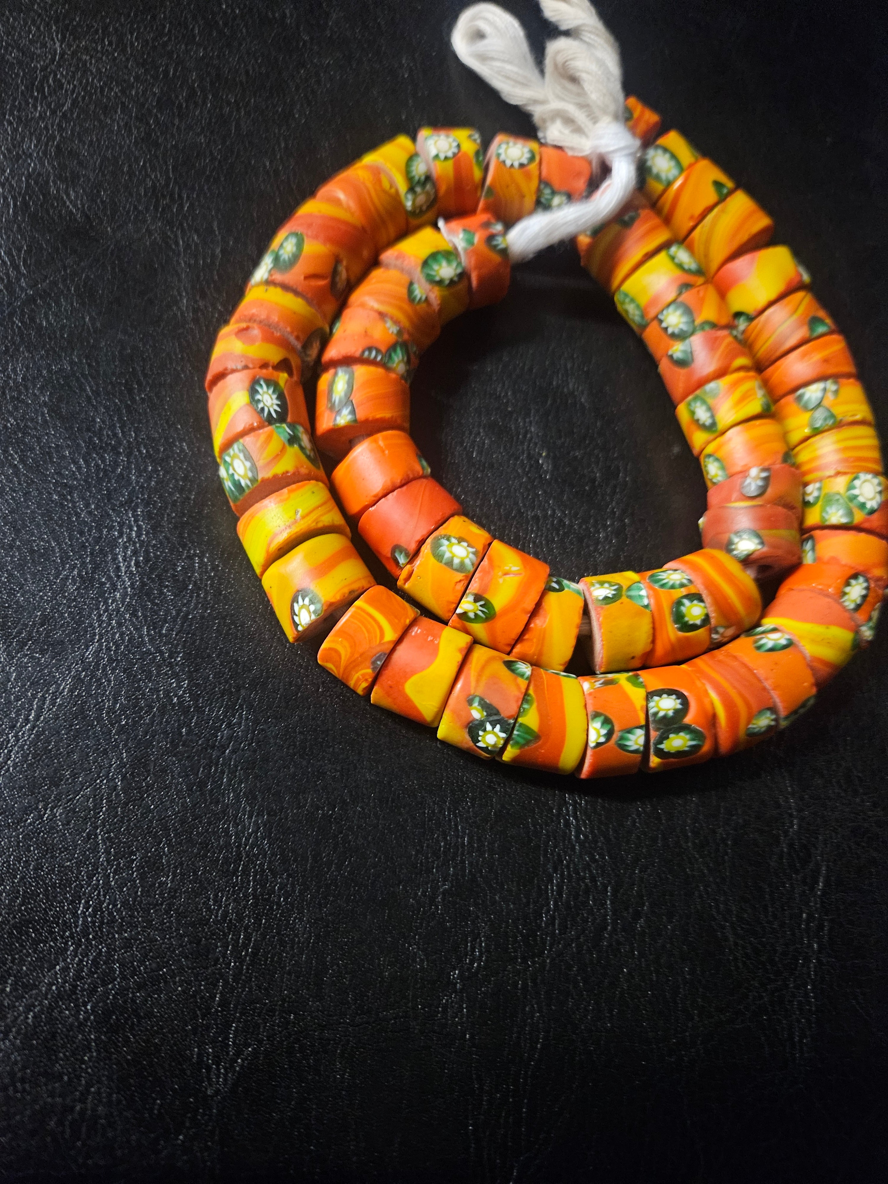 Orange Floral Trade Beads – Multicolor Pattern 8–12 × 14–15mm