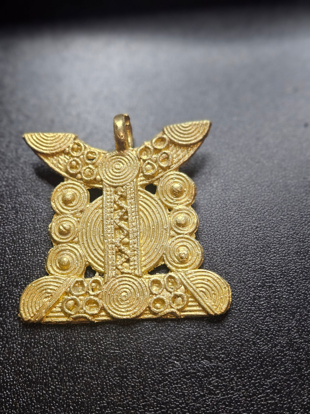 Ashanti Brass Royal Stool Pendant (Asesegua) – Handcrafted Ghanaian Heritage