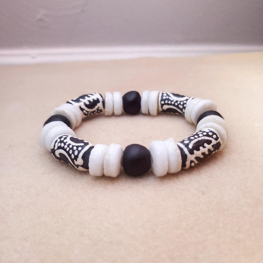 Black Gye Name Symbol Beaded Bracelet - Aadampo