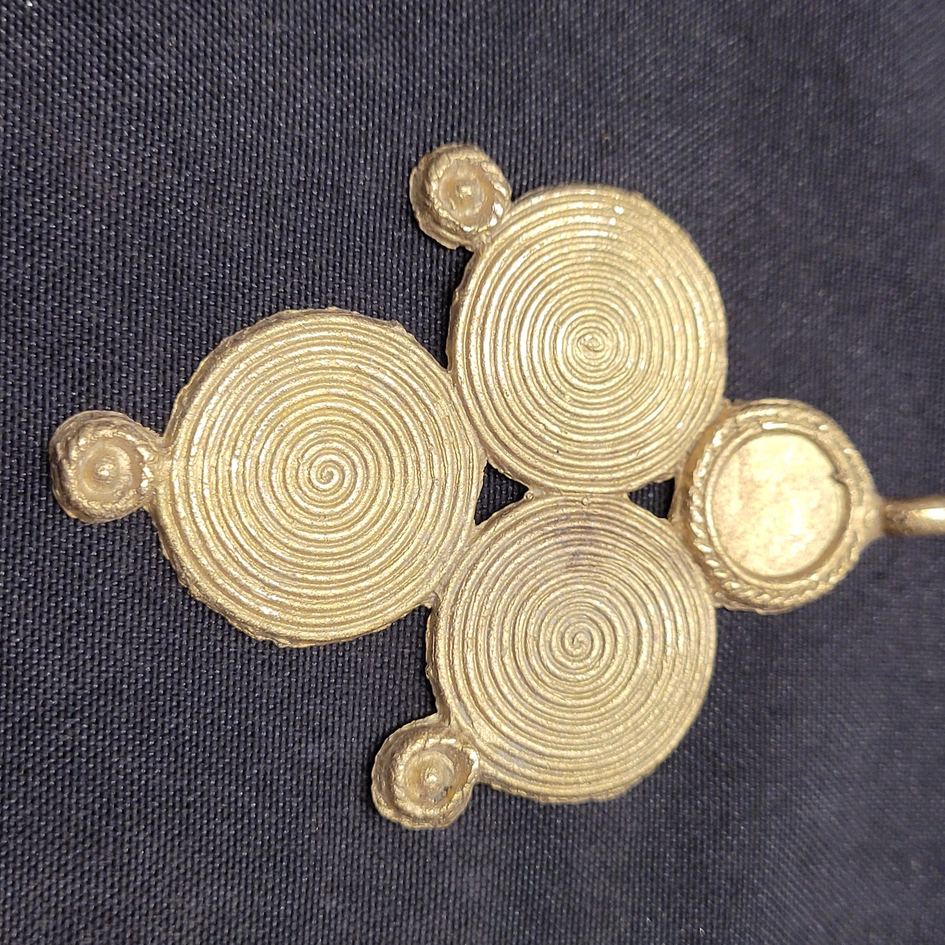 Large African brass pendant - Aadampo