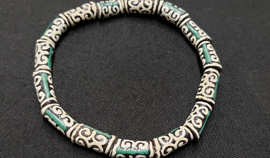 African Beads: 15 Small Adinkra Glass Beads. "Ram Horn"  Meaning Humility and Strength. Ghana Krobo Beads. Green and Cream Beads - Aadampo