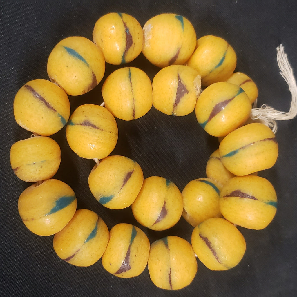 African bead, large Krobo glass bead ball for jewelry making. - Aadampo