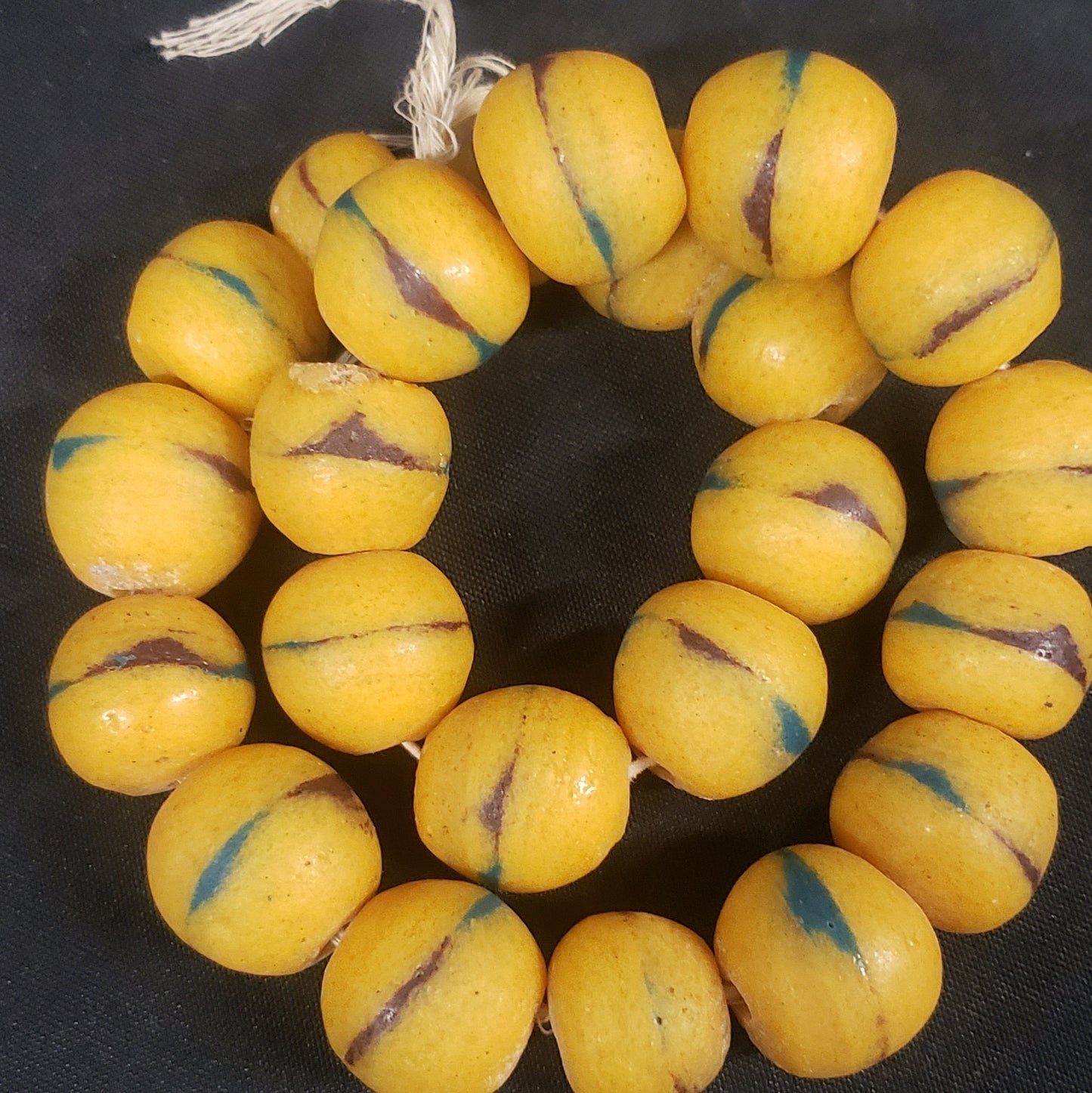 African bead, large Krobo glass bead ball for jewelry making. - Aadampo